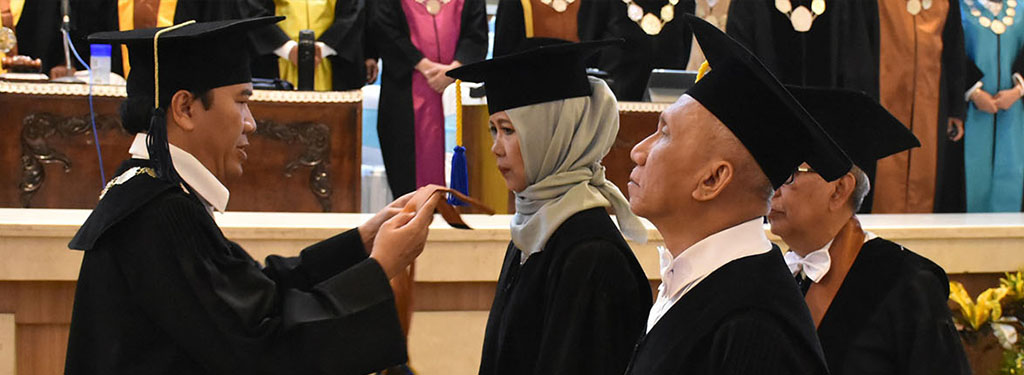 Pengukuhan Prof. Dr. Ir. Suradi Wijaya Saputra, M.S. sebagai Guru Besar FPIK