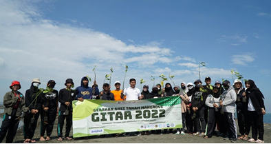 Selamatkan Lingkungan dengan “Penanaman 6000 Mangrove” by GITAR