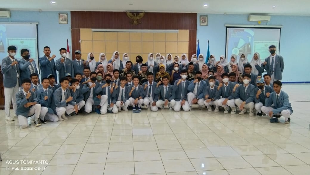 SMAN 1 Kabupaten Setu Bekasi Visit to Campus